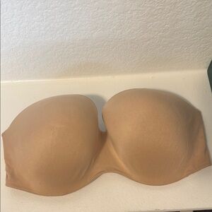 Victoria’s secret Seamless Tan Strapless Bra nude PINK underwire 38DDD F